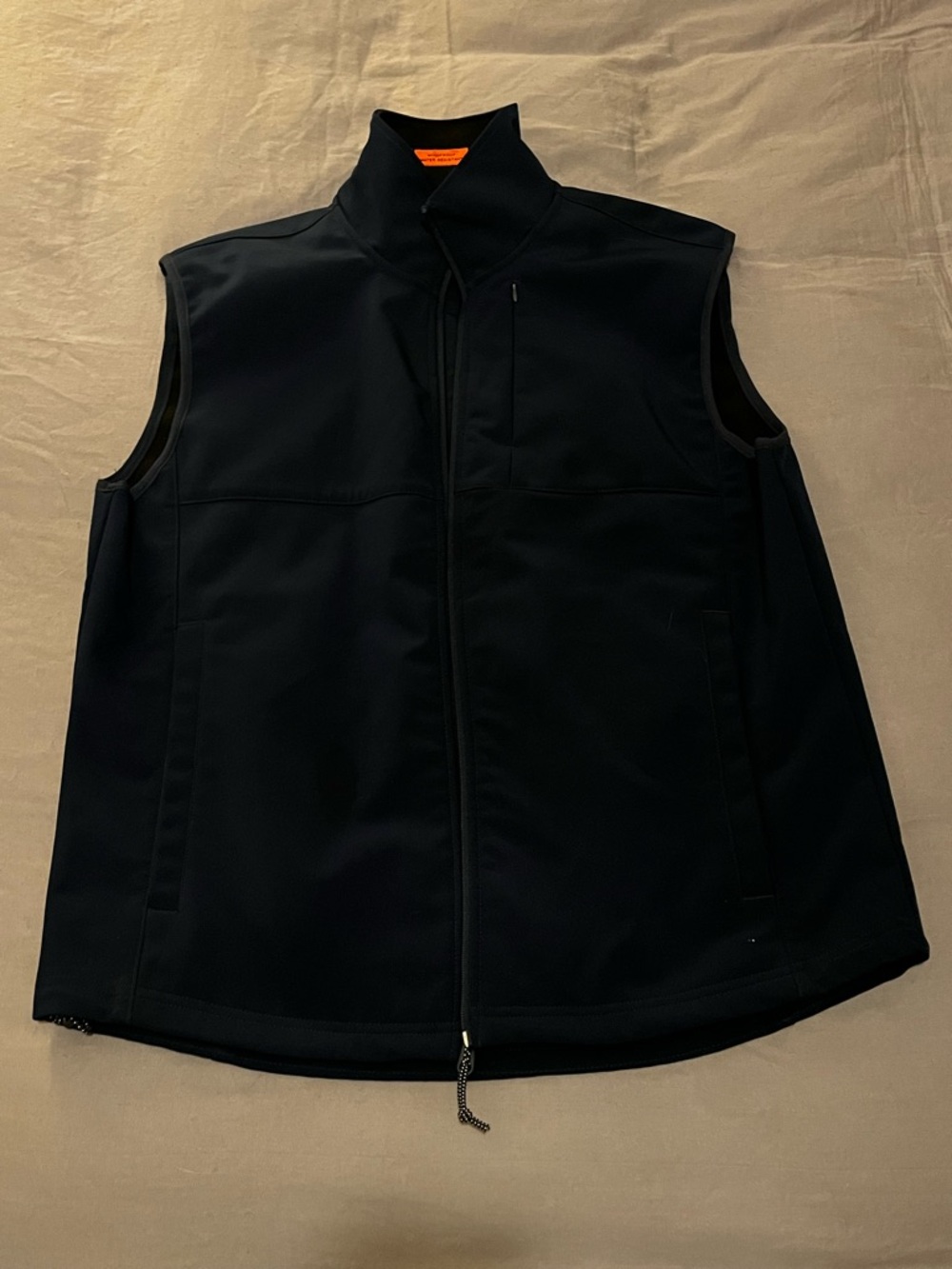 St. John’s Bay Men's Black Softshell Zip Vest - Sleeveless Jacket Size L